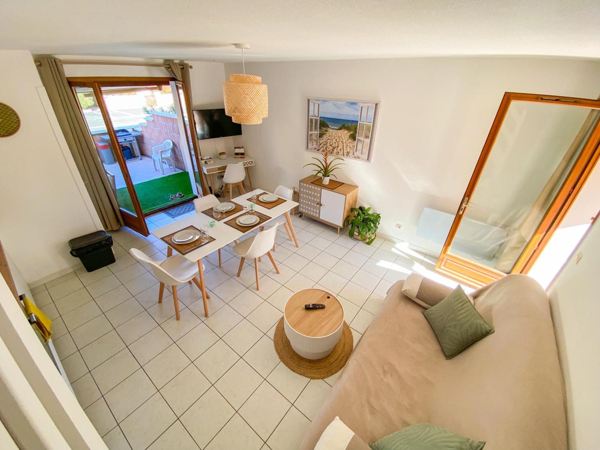 Maison "Douceurs D'Ete " Maison De Vacances Bord De Mer A Vias Plage - 600M De La Plage Et Du Canal Du Midi - Piscine Residentielle, Wifi Fibre, Activites Et Loisirs 외부 사진